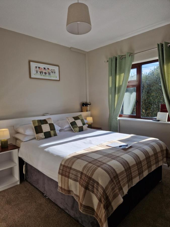Churchfield B&B ドゥーリン エクステリア 写真